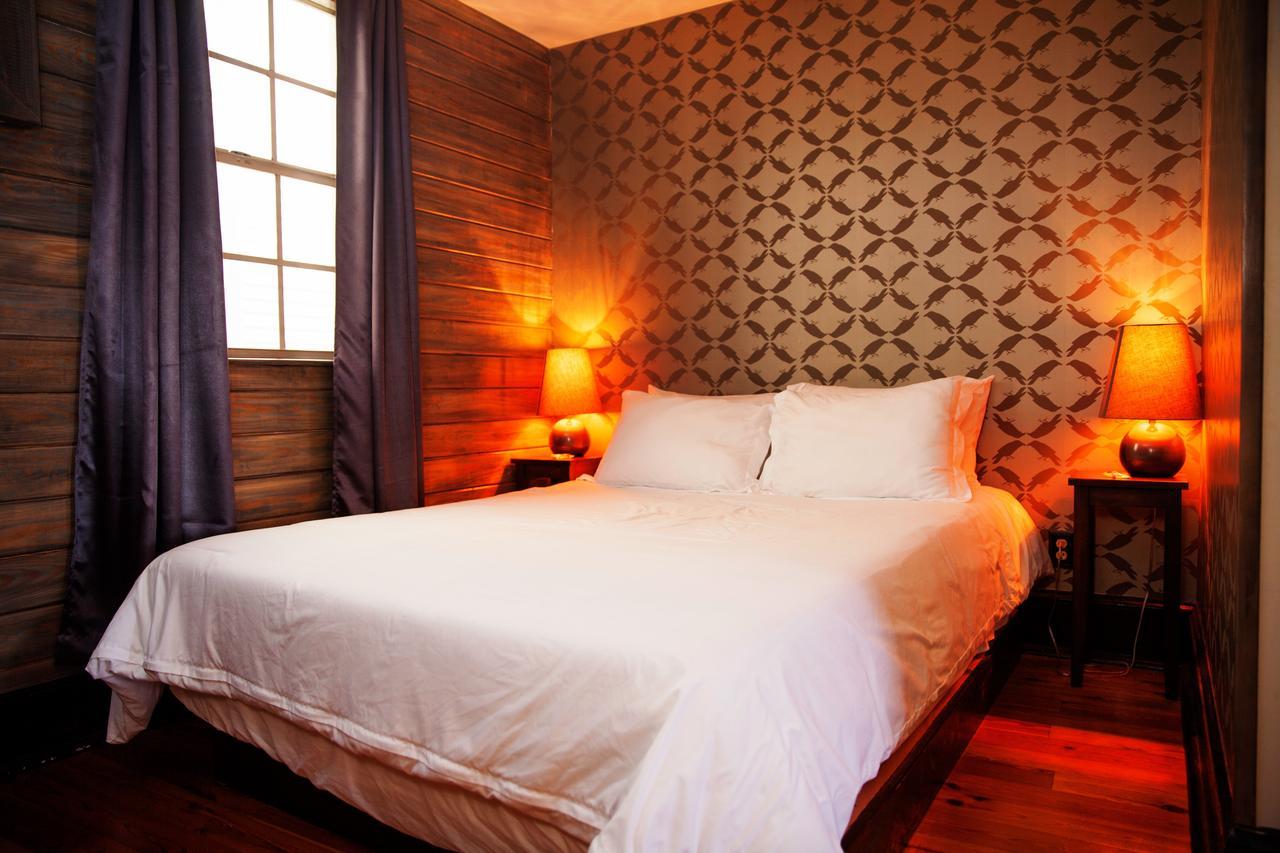 Royal Street Inn & Bar Nova Orleães Quarto foto